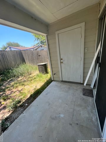 93 AUTUMN PASS # 93, San Antonio, TX 78245