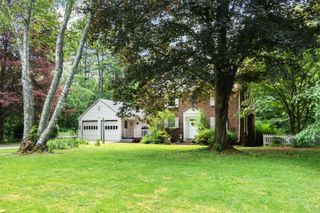 48 Pleasant Street, Epping, NH 03042