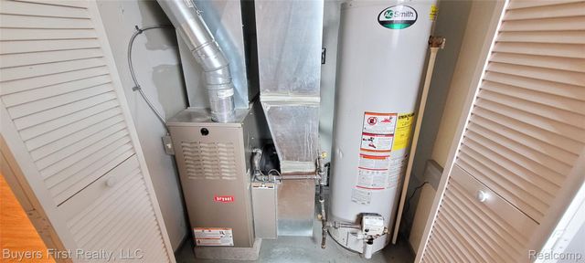 7052 Meadow Avenue, Warren, MI 48091