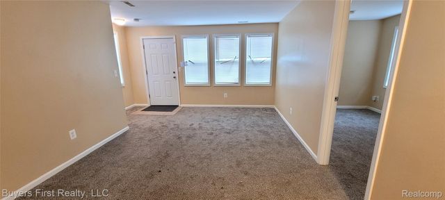 7052 Meadow Avenue, Warren, MI 48091