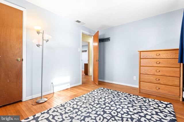 342 DEARBORNE AVE, Blackwood, NJ 08012