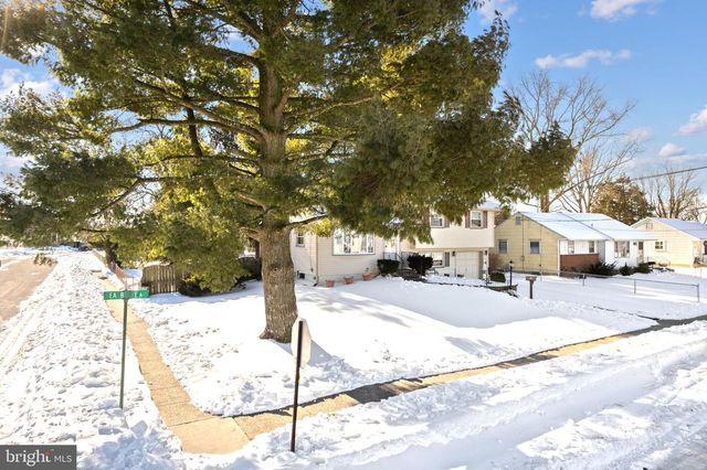 342 DEARBORNE AVE, Blackwood, NJ 08012