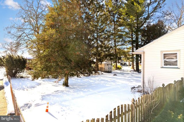 342 DEARBORNE AVE, Blackwood, NJ 08012