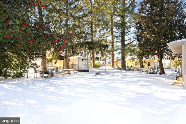 342 DEARBORNE AVE, Blackwood, NJ 08012