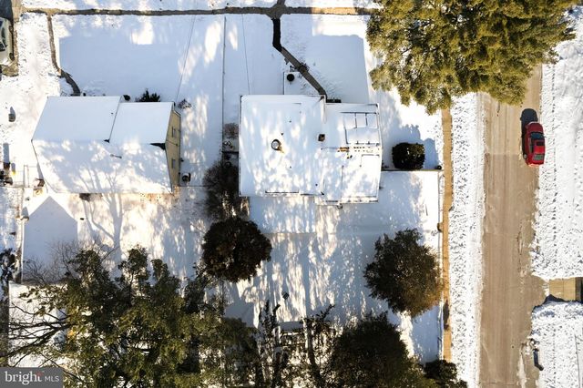 342 DEARBORNE AVE, Blackwood, NJ 08012