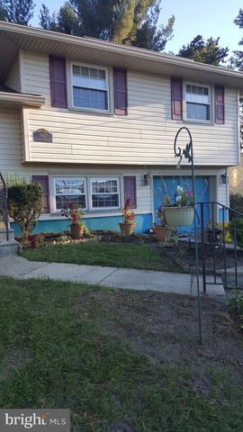 342 DEARBORNE AVE, Blackwood, NJ 08012