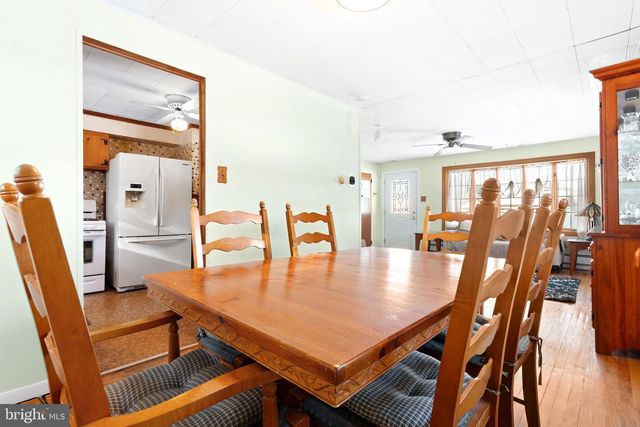 342 DEARBORNE AVE, Blackwood, NJ 08012