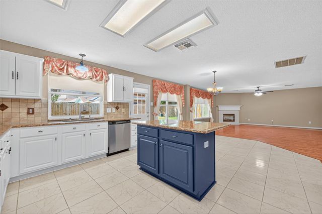 19419 Arbor Pines Lane, Humble, TX 77346