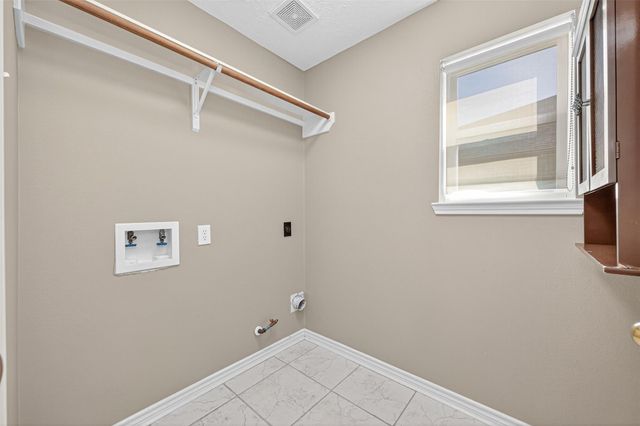 19419 Arbor Pines Lane, Humble, TX 77346