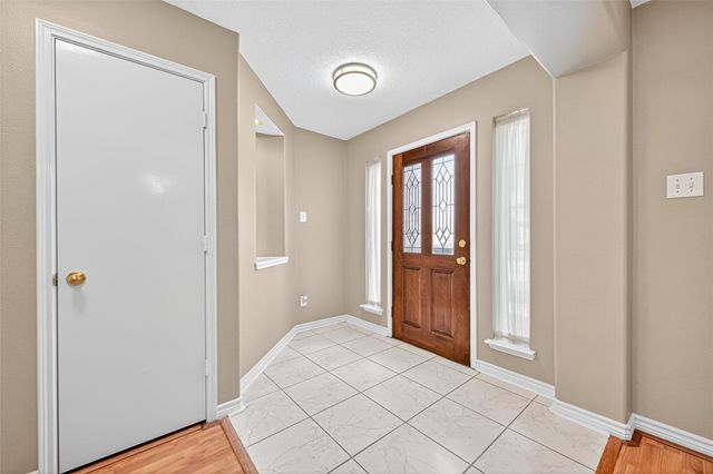 19419 Arbor Pines Lane, Humble, TX 77346