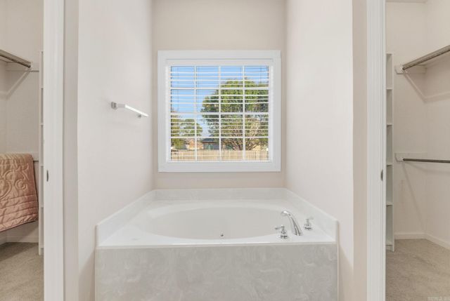 78 Westfield Loop, Little Rock, AR 72210