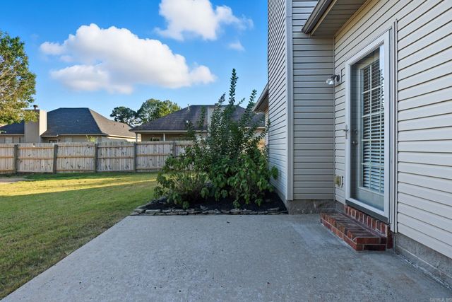 78 Westfield Loop, Little Rock, AR 72210
