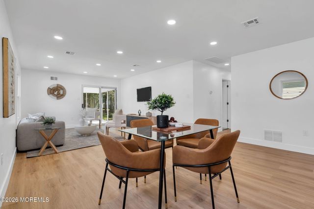 219 Lantern Place, Little Egg Harbor, NJ 08087
