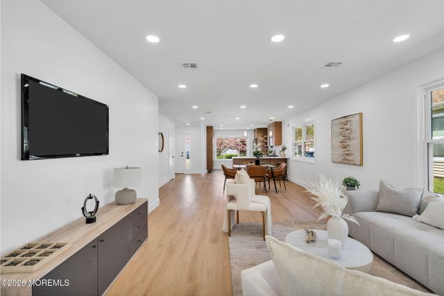 219 Lantern Place, Little Egg Harbor, NJ 08087