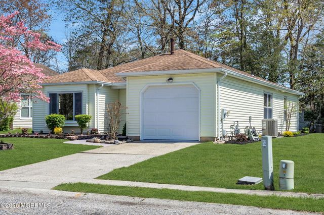 219 Lantern Place, Little Egg Harbor, NJ 08087
