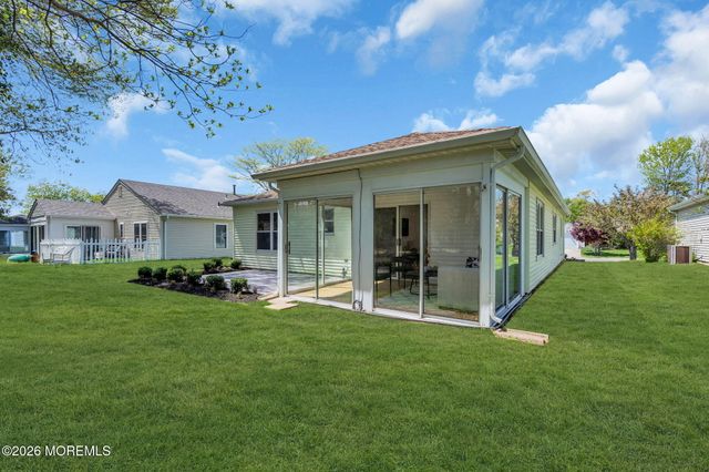 219 Lantern Place, Little Egg Harbor, NJ 08087