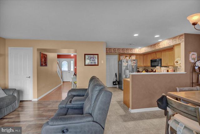 53 HAWK LN, Ephrata, PA 17522