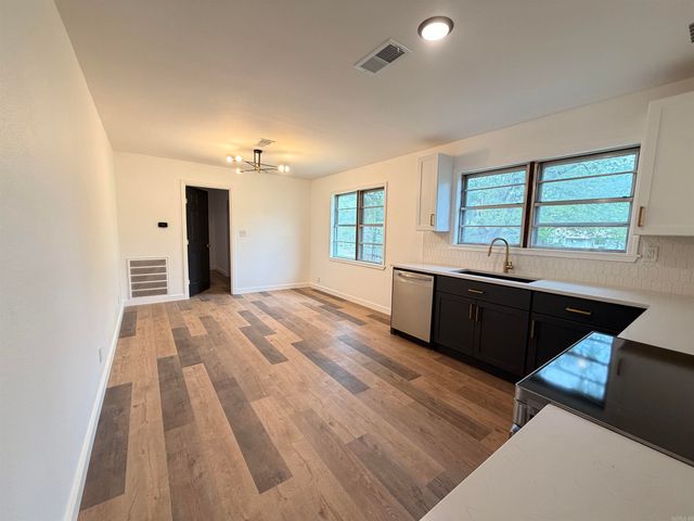 304 N Pecan Street, Beebe, AR 72012