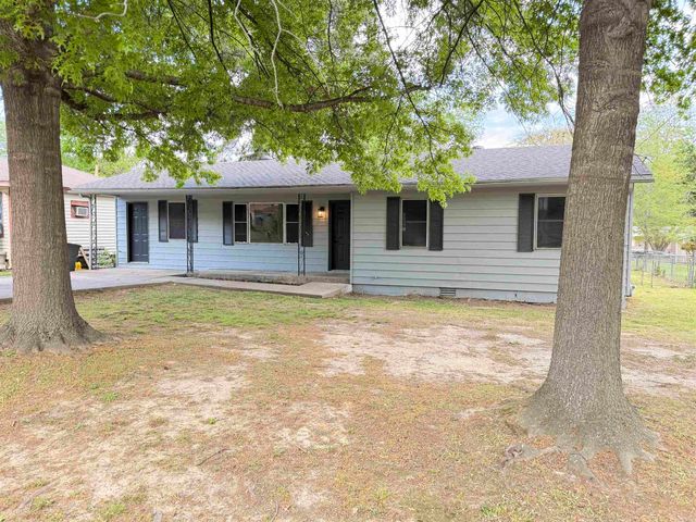 304 N Pecan Street, Beebe, AR 72012