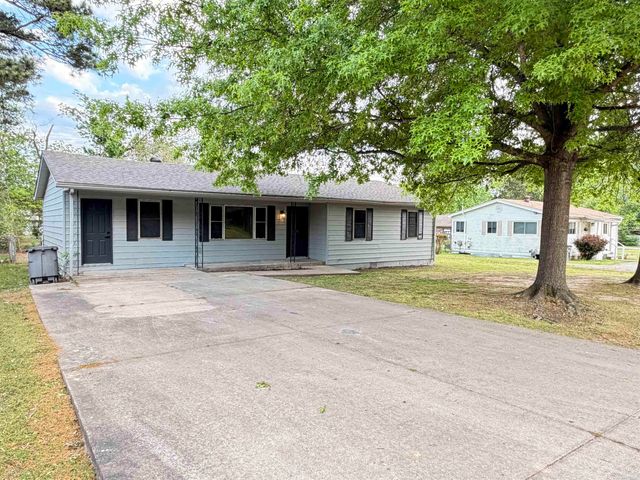 304 N Pecan Street, Beebe, AR 72012