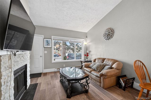 841 crisman Drive 9, Longmont, CO 80501