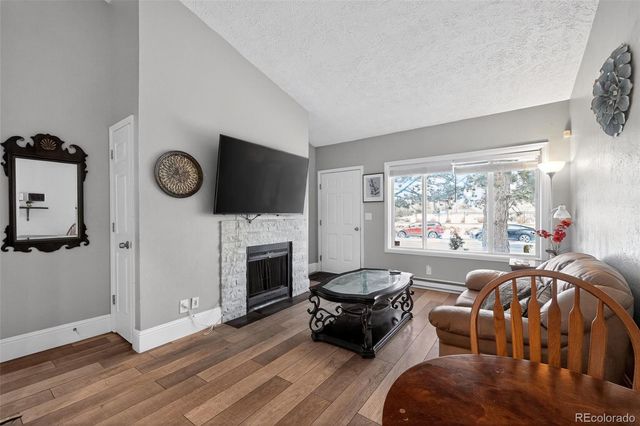 841 crisman Drive 9, Longmont, CO 80501