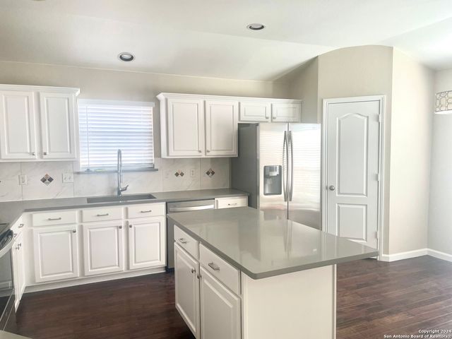 133 Red Hawk Ridge, San Antonio, TX 78258