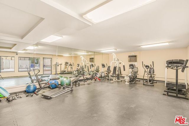 14050 Magnolia Boulevard 312, Sherman Oaks, CA 91423