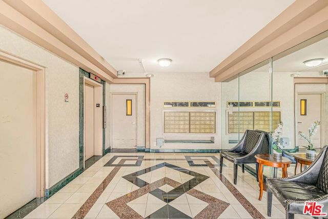 14050 Magnolia Boulevard 312, Sherman Oaks, CA 91423