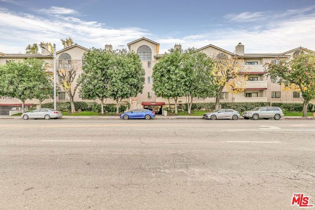 14050 Magnolia Boulevard 312, Sherman Oaks, CA 91423