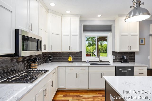 2066 Feathery Court, Grand Rapids, MI 49546