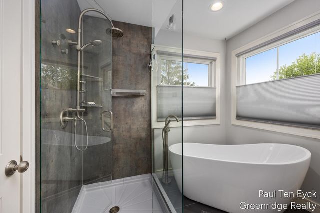 2066 Feathery Court, Grand Rapids, MI 49546