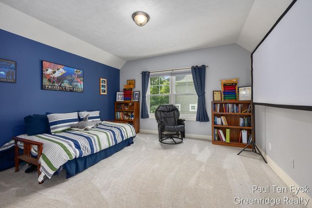 2066 Feathery Court, Grand Rapids, MI 49546