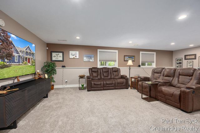 2066 Feathery Court, Grand Rapids, MI 49546