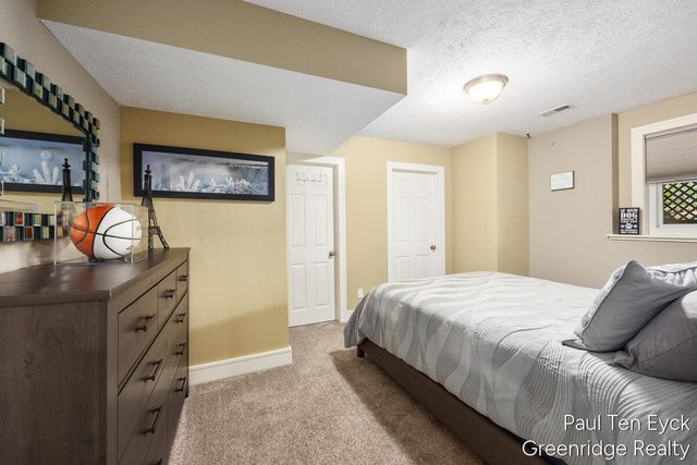 2066 Feathery Court, Grand Rapids, MI 49546
