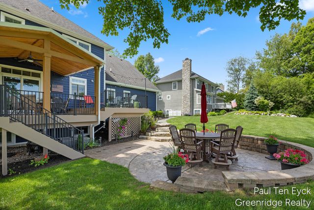 2066 Feathery Court, Grand Rapids, MI 49546