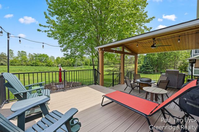 2066 Feathery Court, Grand Rapids, MI 49546