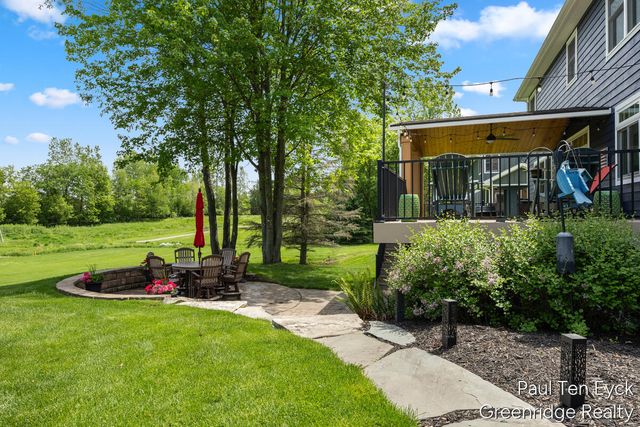 2066 Feathery Court, Grand Rapids, MI 49546