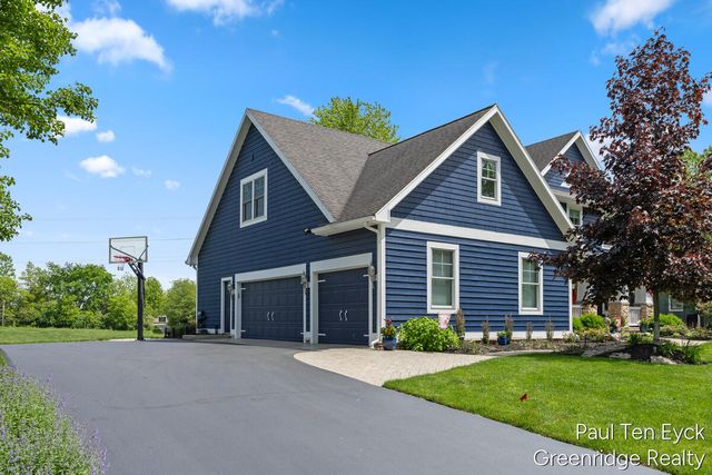 2066 Feathery Court, Grand Rapids, MI 49546