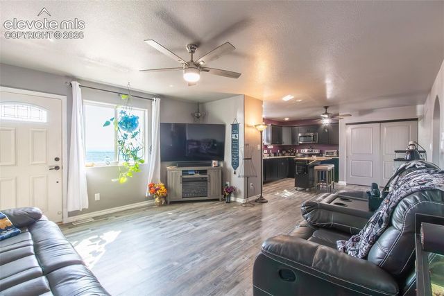 1293 N Sandstone Lane, Pueblo West, CO 81007