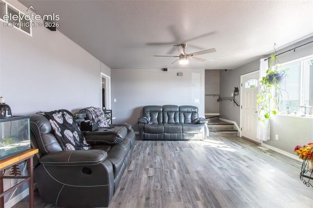 1293 N Sandstone Lane, Pueblo West, CO 81007