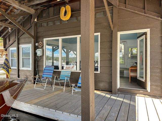 26 Brayton Road, Queensbury, NY 12804