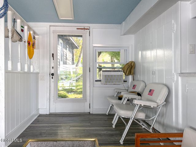 26 Brayton Road, Queensbury, NY 12804