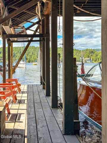 26 Brayton Road, Queensbury, NY 12804