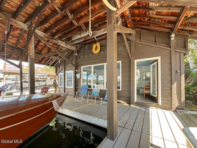 26 Brayton Road, Queensbury, NY 12804