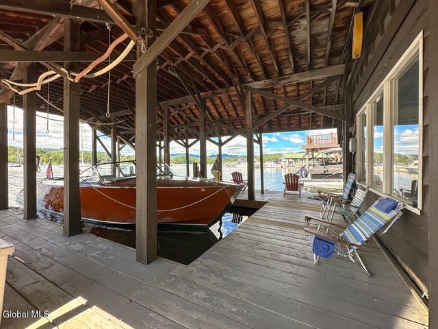 26 Brayton Road, Queensbury, NY 12804