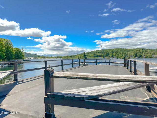 26 Brayton Road, Queensbury, NY 12804