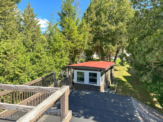 26 Brayton Road, Queensbury, NY 12804