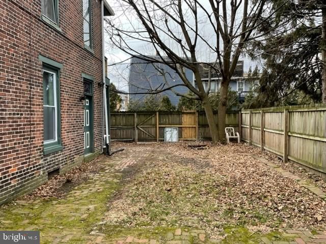 568 & 570 RACE ST, Harrisburg, PA 17104