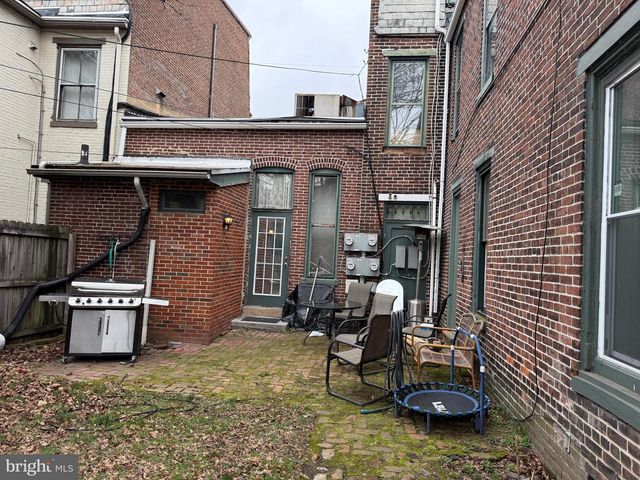 568 & 570 RACE ST, Harrisburg, PA 17104